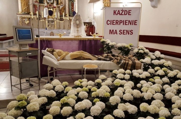  Grób Pański w kościele w Rychtalu  2017 